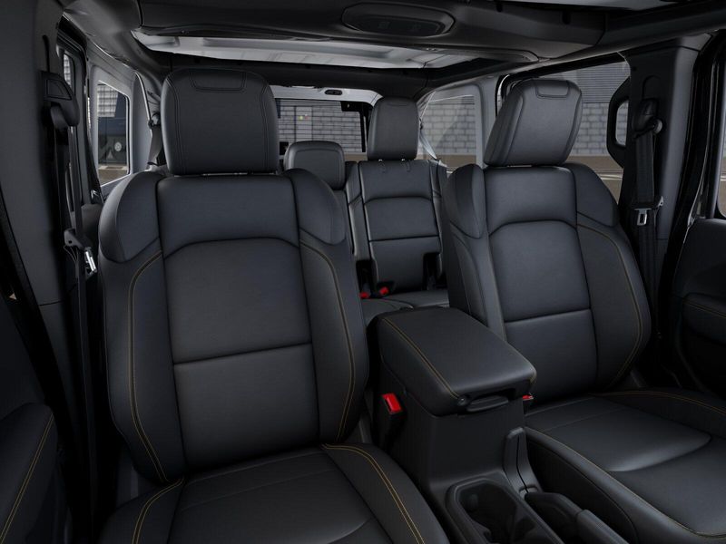 New 2026 Jeep Wrangler 4-door SaharaImage 9