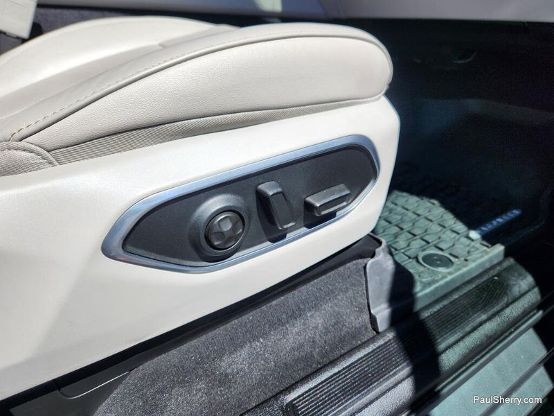 2024 Jeep Wagoneer Series I
