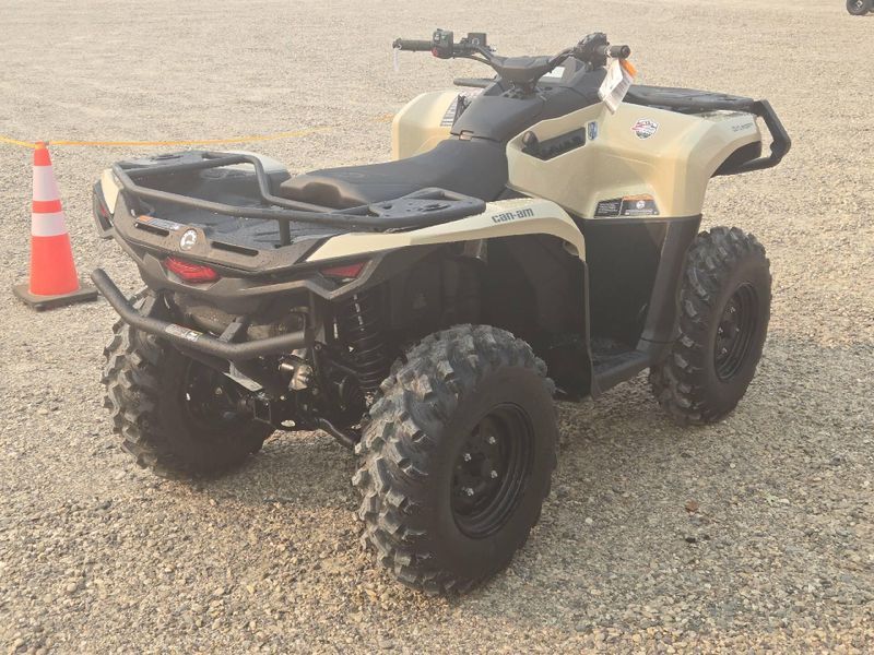 New 2026 Can-Am OUTLANDER PRO HD7 