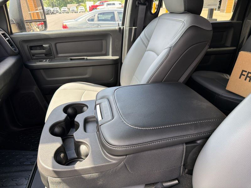New 2026 RAM 3500 Tradesman Crew Cab Chassis 4x4 60