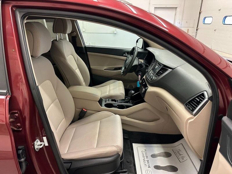 2017 Hyundai Tucson SEImage 26