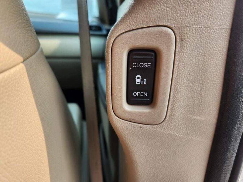 Used 2014 Honda Odyssey Touring Elite