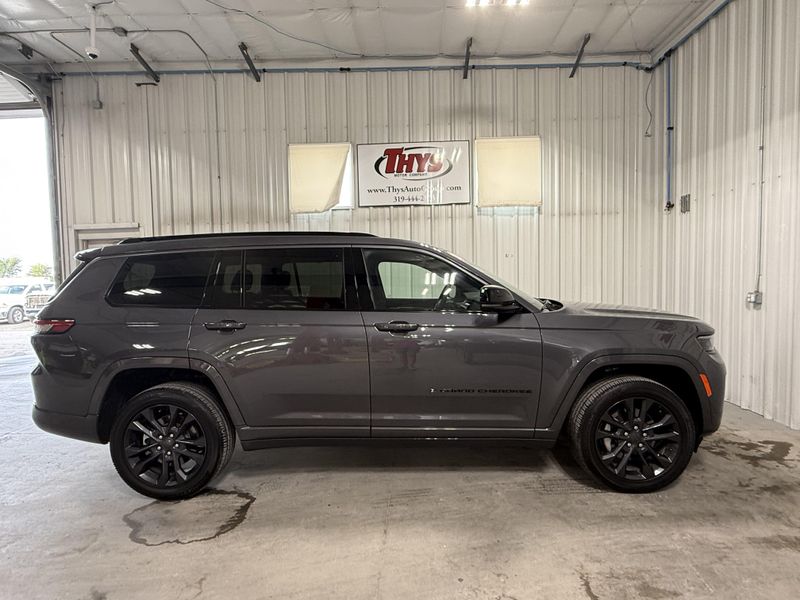 Used 2026 Jeep Grand Cherokee L Limited ReserveImage 2