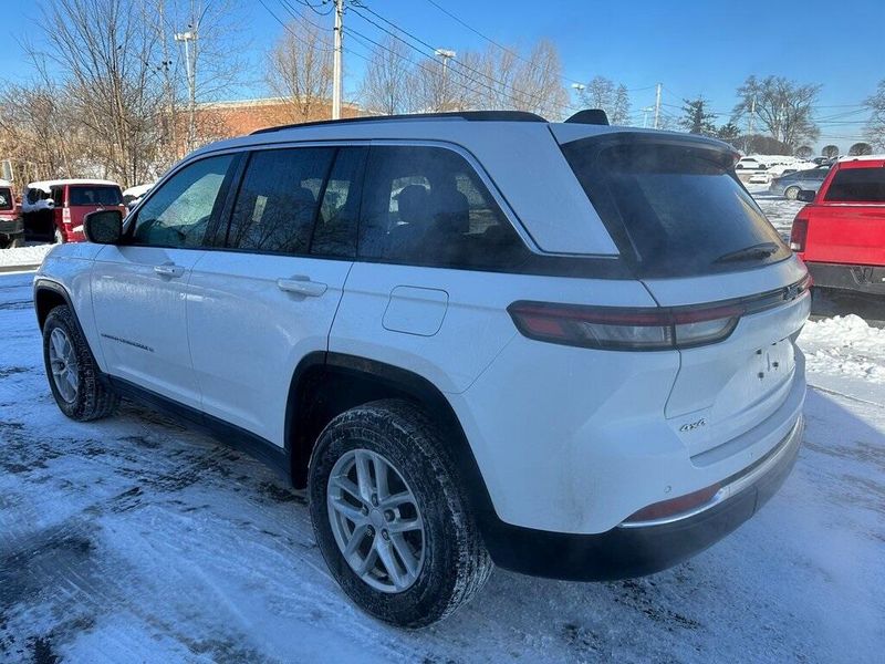 2023 Jeep Grand Cherokee LaredoImage 13