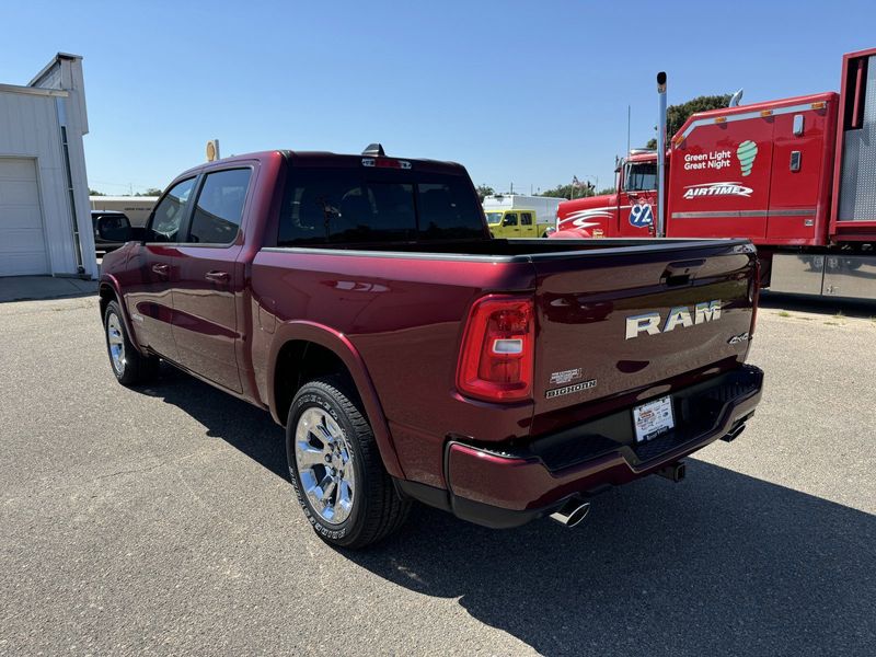 2025 RAM 1500 Big Horn Crew Cab 4x4 5