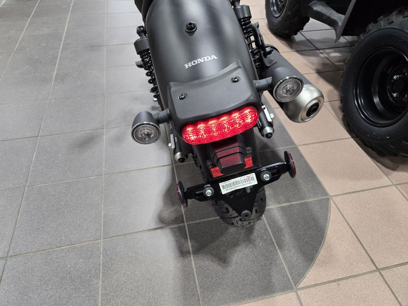 2025 Honda REBEL 300 MATTE BLACK METALLIC Image 17
