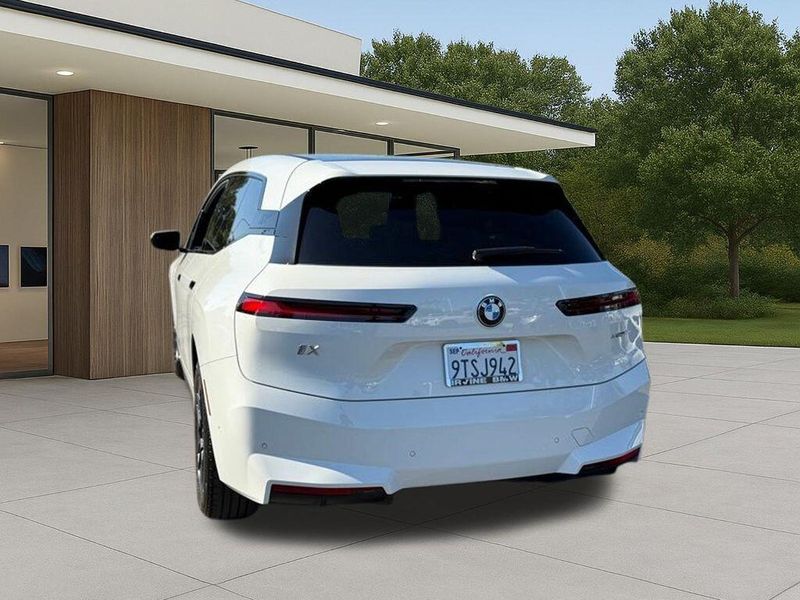 Used 2026 BMW iX xDrive60Image 11