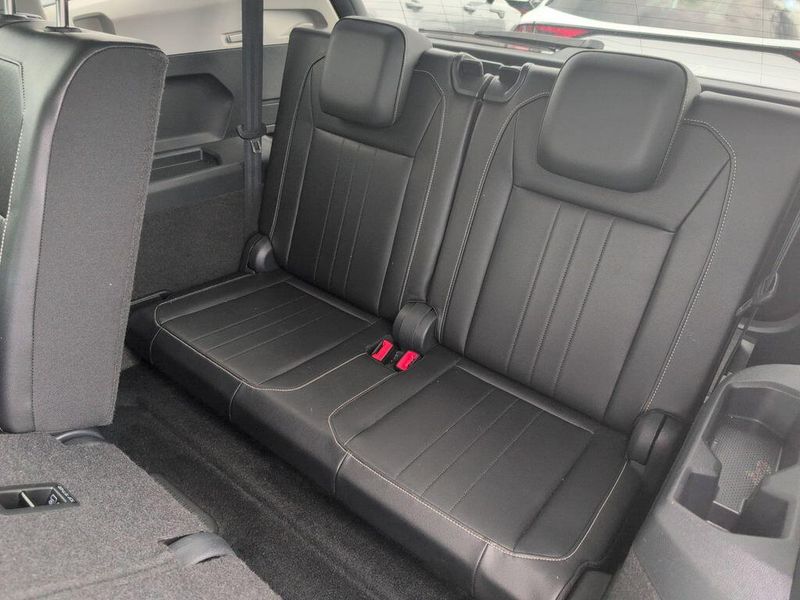 2024 Volkswagen Tiguan SE Wolfsburg EditionImage 35