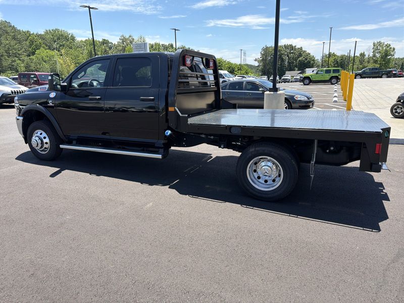 Used 2025 RAM 3500 Chassis TradesmanImage 12
