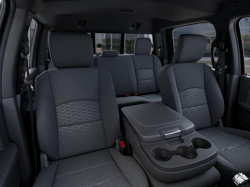 New 2026 RAM 2500 Black Express Crew Cab 4x4 6
