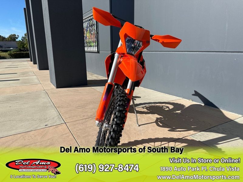 2024 KTM 500 XW-F  in a ORANGE exterior color. Del Amo Motorsports of South Bay (619) 547-1937 delamomotorsports.com 