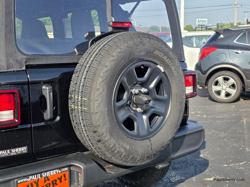 New 2026 Jeep Wrangler 4-door Sport
