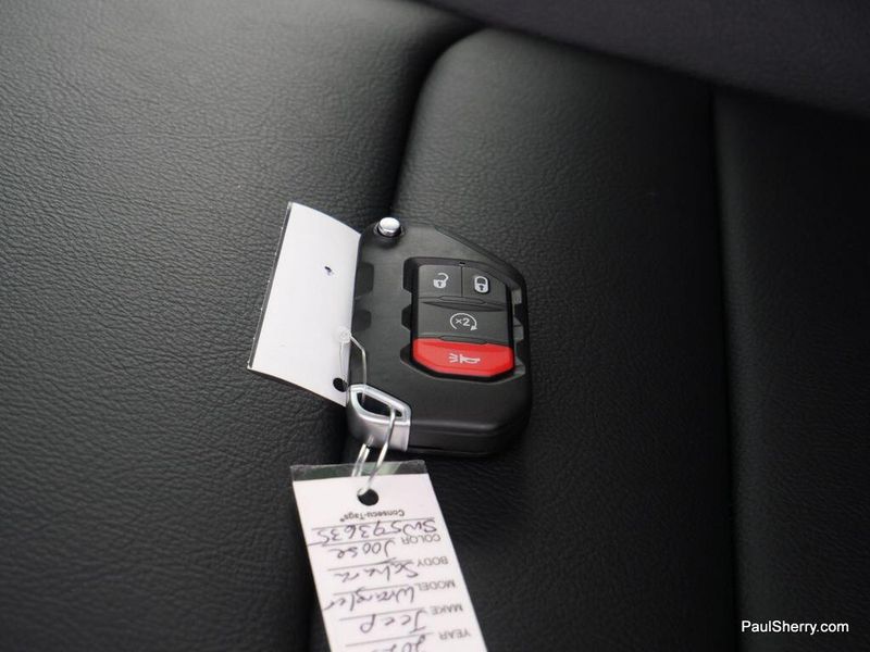 2025 Jeep Wrangler 4-door SaharaImage 49