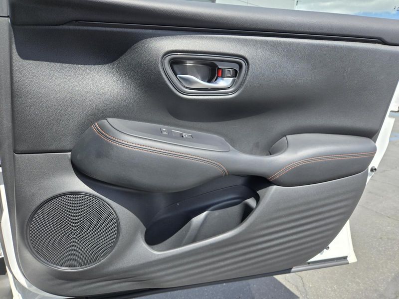 Used 2024 Honda HR-V Sport 2WD CVT