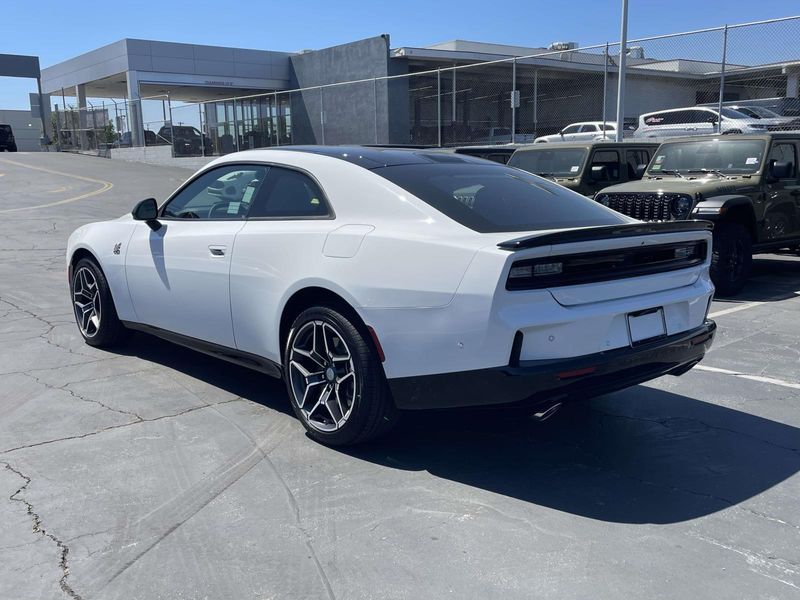 New 2026 Dodge Charger Scat Pack 2-door Awd