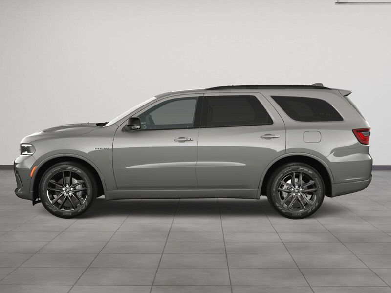 2025 Dodge Durango R/T Plus photo 3