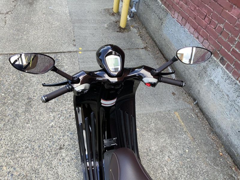 New 2026 Vespa 946 HORSE 