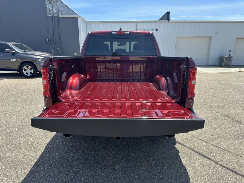 2025 RAM 1500 Big Horn Crew Cab 4x4 5