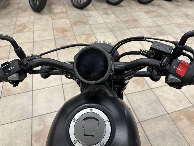 New 2026 Honda REBEL 300 E-CLUTCH Image 23