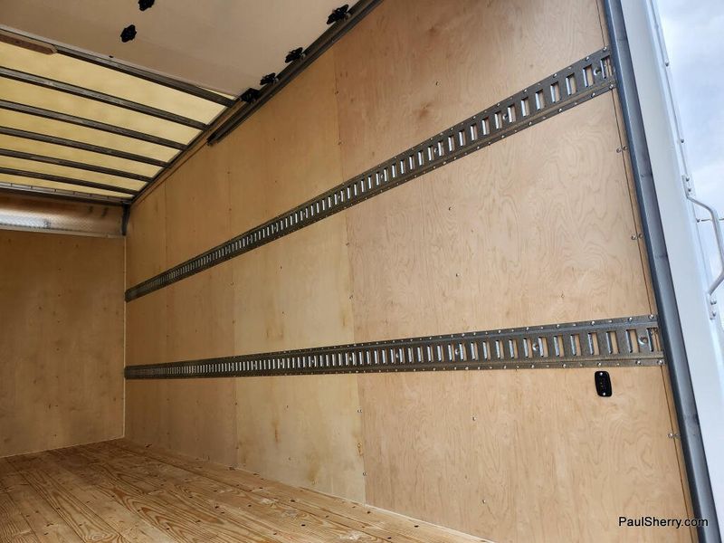 New 2026 RAM 5500 Big Horn Chassis Regular Cab 4x2 120' Ca