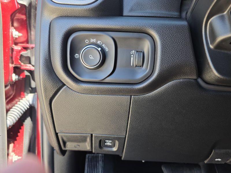 Used 2024 RAM 2500 TradesmanImage 17