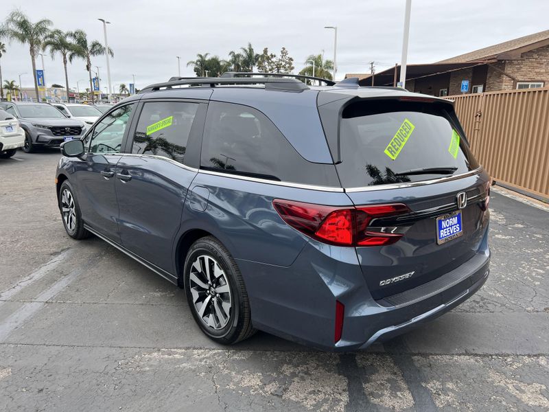 2025 Honda Odyssey EX-LImage 2