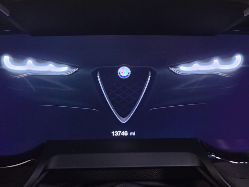 Used 2024 Alfa Romeo Stelvio Sprint AWD w/Sunroof/NavImage 31