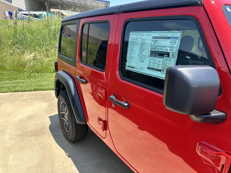 New 2025 Jeep Wrangler 4-door Sport SImage 5