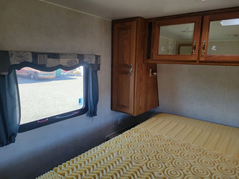 Used 2004 NORTHWOOD MFG Arctic Fox 27-5LImage 21