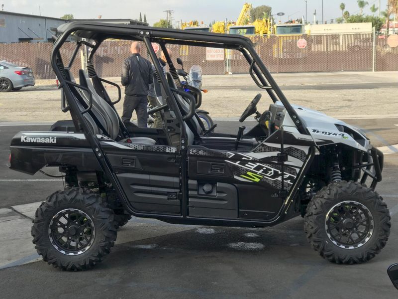 New 2025 Kawasaki TERYX4 S LE Image 4