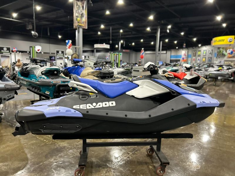 New 2025 Sea-Doo SPARK FOR 2 90 CONVENIENCE PACKAGE (SOUND SYSTEM) Image 7