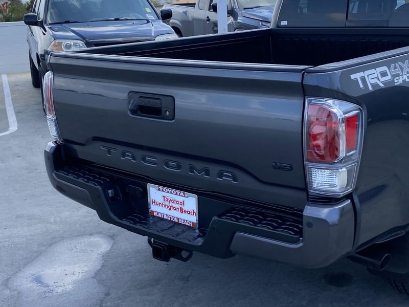 2020 Toyota Tacoma TRD SportImage 5