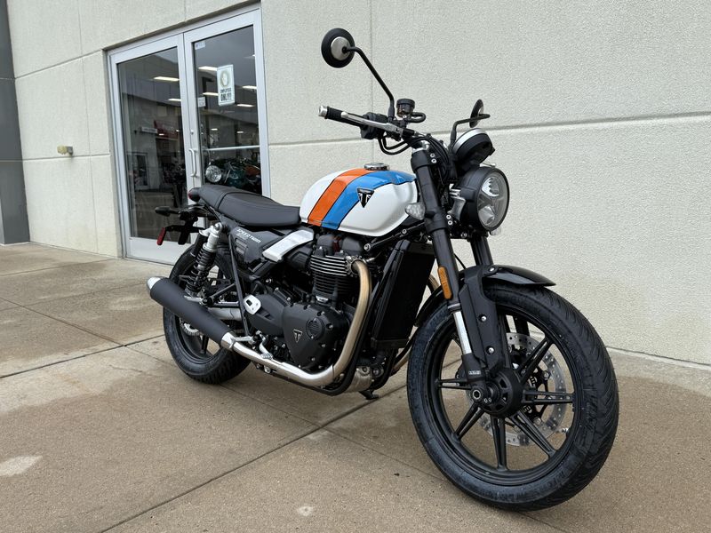 2025 Triumph SPEED TWIN 900Image 1