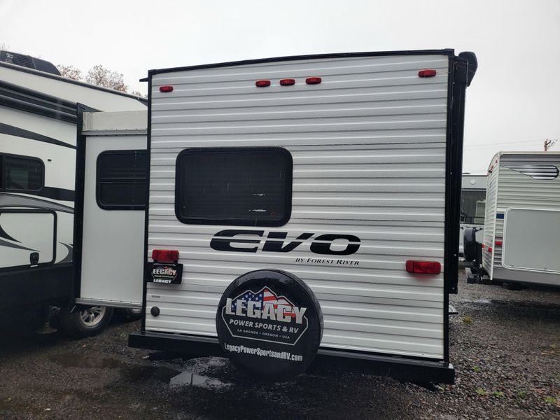 Used 2023 FOREST RIVER EVO 176 QB Image 4