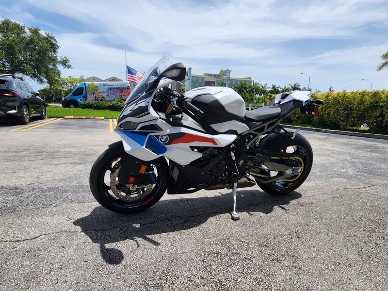 2026 BMW S 1000 RRImage 4