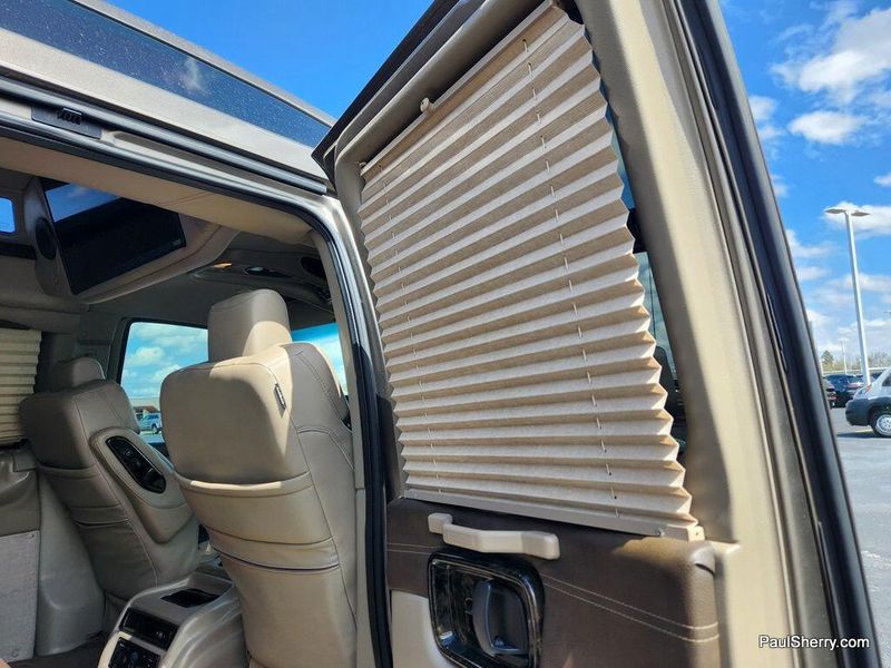 2023 Chevrolet Express Image 34