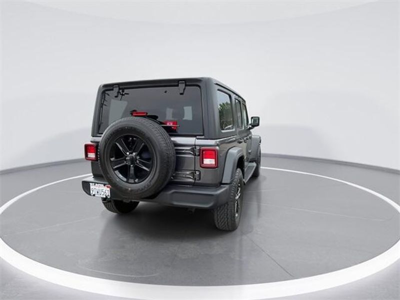 Used 2022 Jeep Wrangler Unlimited Sport AltitudeImage 7