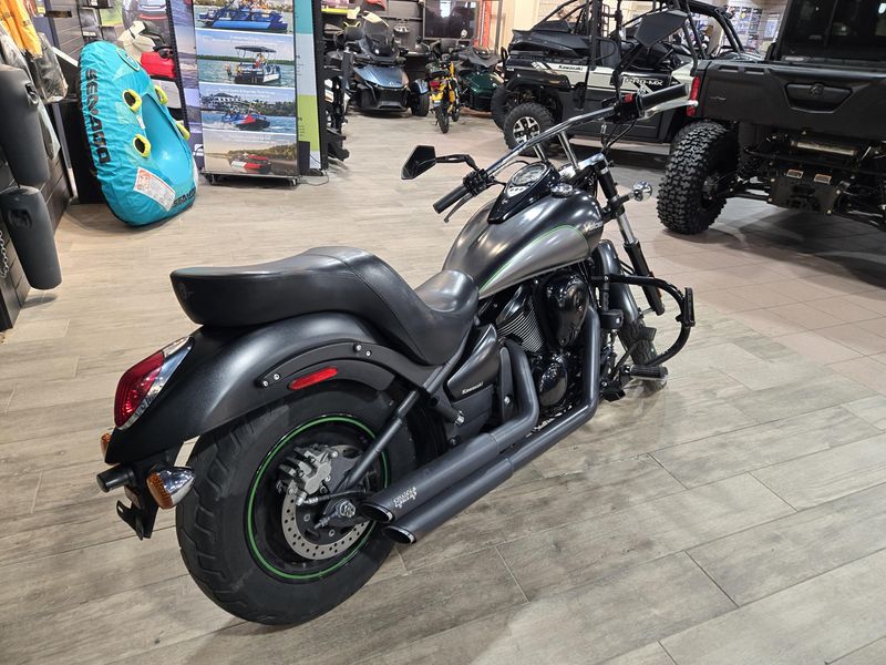 2017 Kawasaki VULCAN 900 CUSTOM Image 3