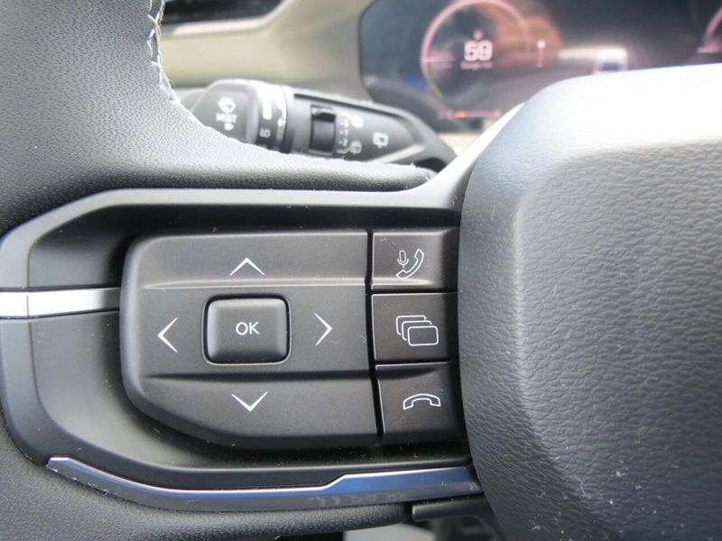 New 2026 Jeep Cherokee Laredo 4x4Image 11