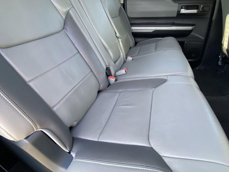2018 Toyota Tundra Image 14