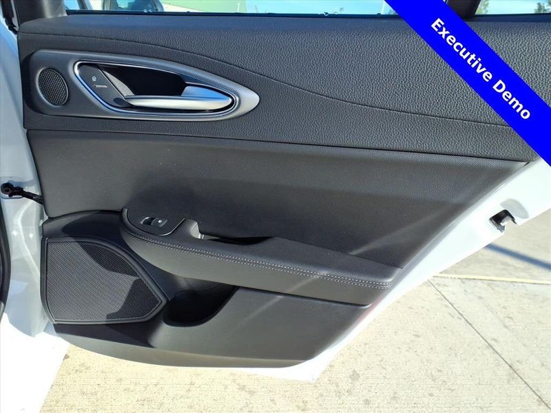 New 2025 Alfa Romeo Giulia RwdImage 11