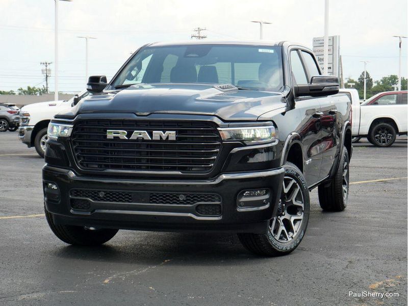 New 2025 RAM 1500 Laramie Crew Cab 4x4 5