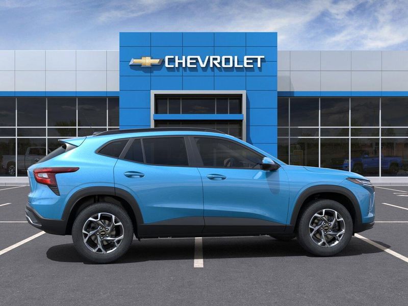 2025 Chevrolet Trax LTImage 5