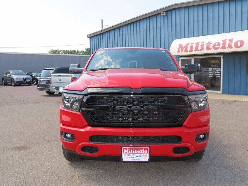 2023 RAM 1500 Tradesman Crew Cab 4x4 5