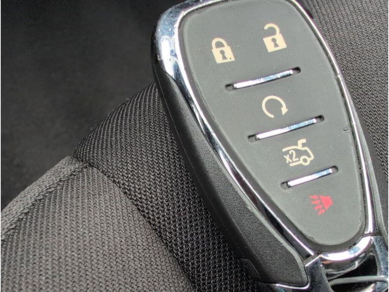 Used 2023 Chevrolet Malibu LTImage 19