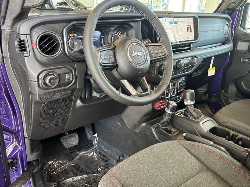 New 2026 Jeep Wrangler 4-door RubiconImage 9