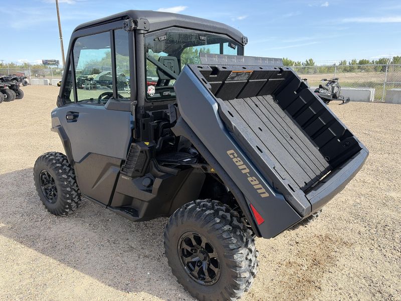 New 2026 Can-Am DEFENDER XT CAB HD11 WSCREEN 