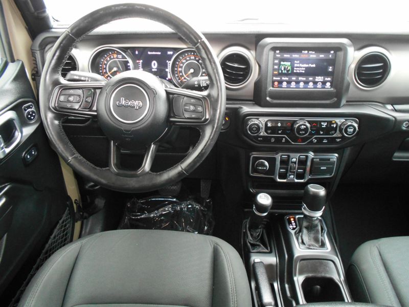 2020 Jeep Gladiator SportImage 4