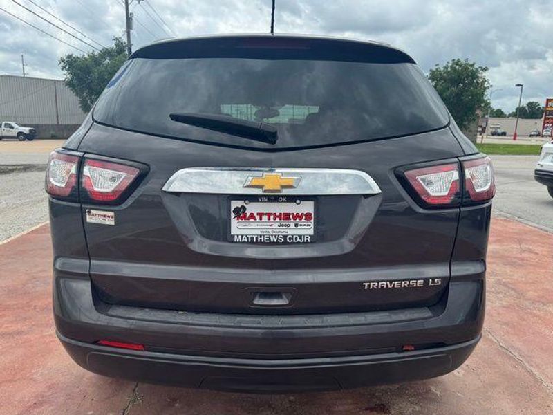 Used 2015 Chevrolet Traverse LSImage 6