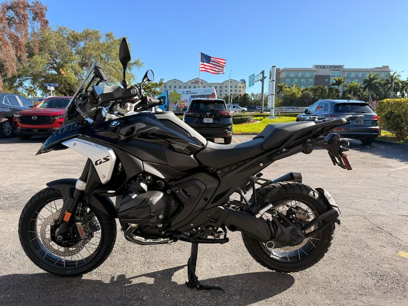 2025 BMW R 1300 GSImage 1